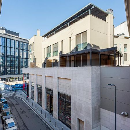 Comfy Apartment In Corso Como Милано Екстериор снимка