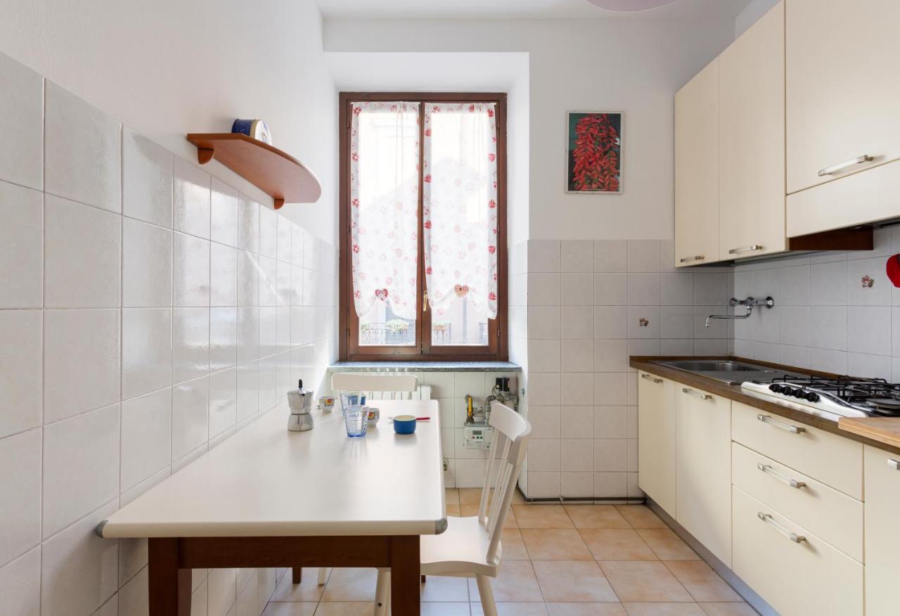 Comfy Apartment In Corso Como Милано Екстериор снимка
